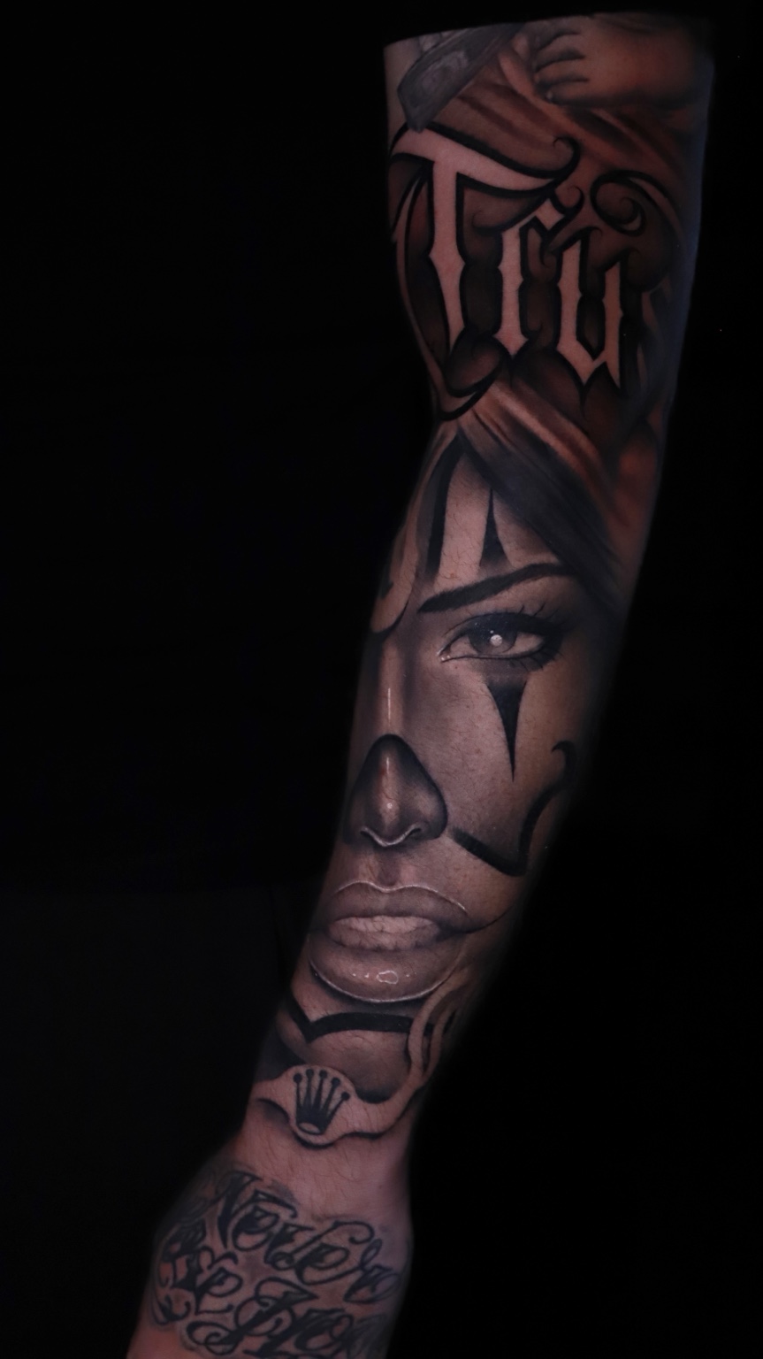 Tattoo werk van Mitch bij ILLIONAIRE Studios